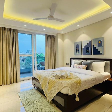 Zen Suites Gurgaon - Luxe Stays Collection Kültér fotó