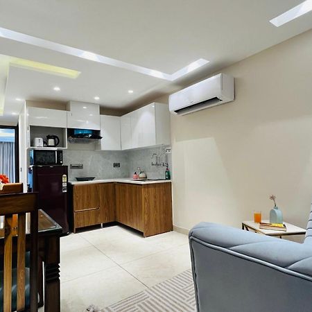 Zen Suites Gurgaon - Luxe Stays Collection Kültér fotó