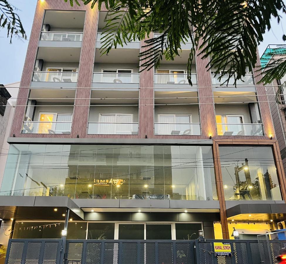 Zen Suites Gurgaon - Luxe Stays Collection Kültér fotó